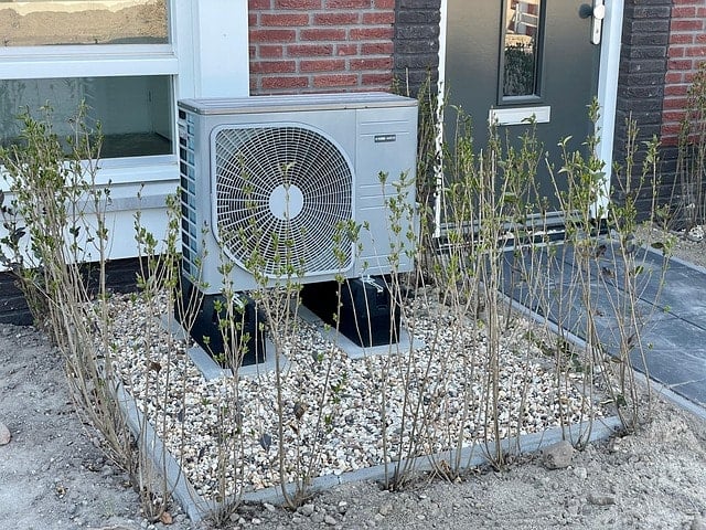 When to Switch from AC to Heat in Arizona: Essential Tips 2 heat pump, gas, energy, renewable, heat pump, heat pump, heat pump, heat pump, heat pump